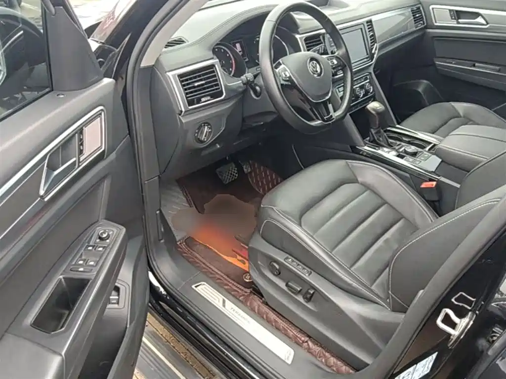Volkswagen Teramont 2019 380TSI 4WD Luxury China V фото 16