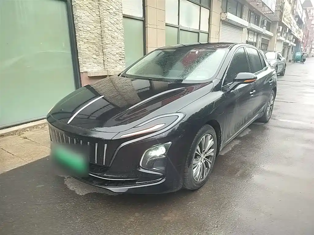 Hongqi E-QM5 2022 431km Charging Enjoyment Edition