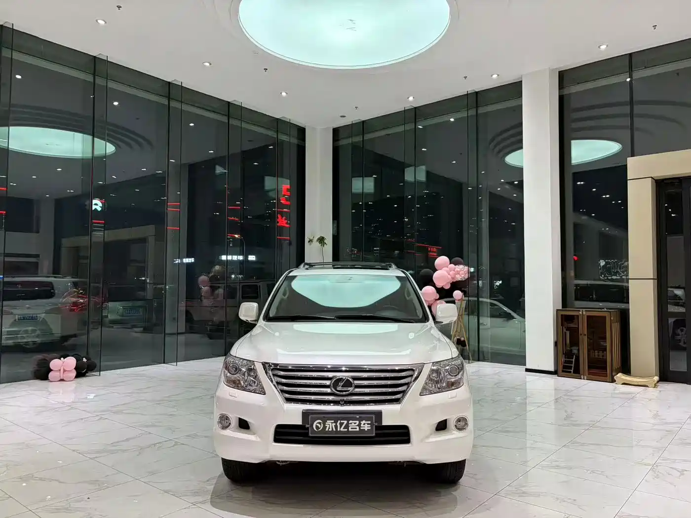 Lexus LX 2011 2009 570