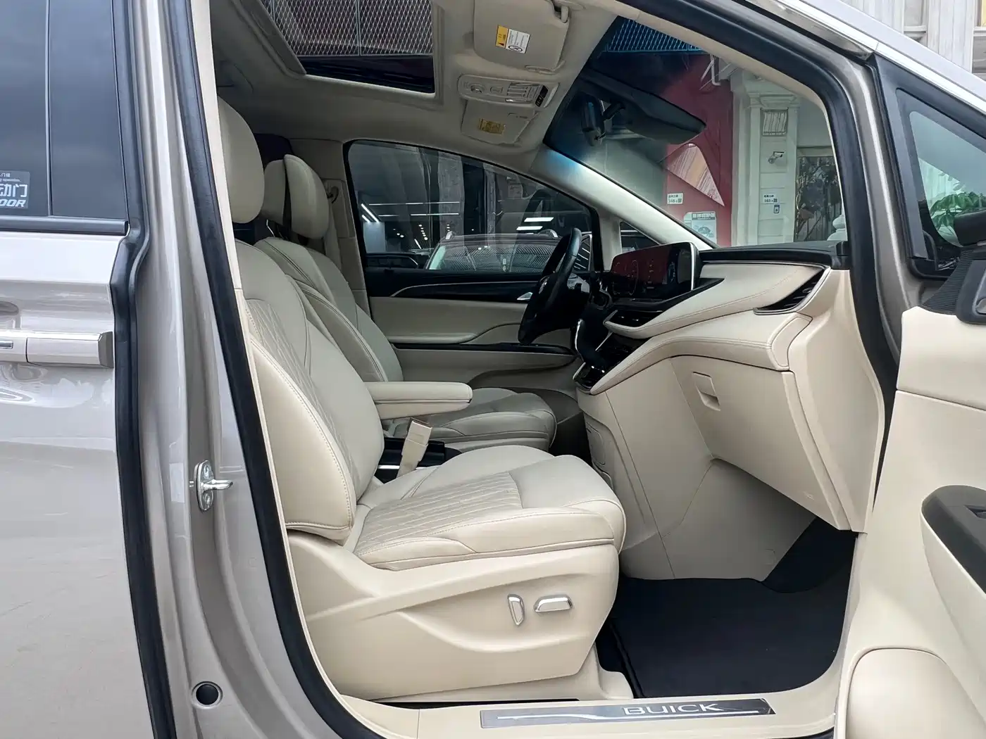 Buick GL8 2022 ES Landmark 653T Flagship фото 15