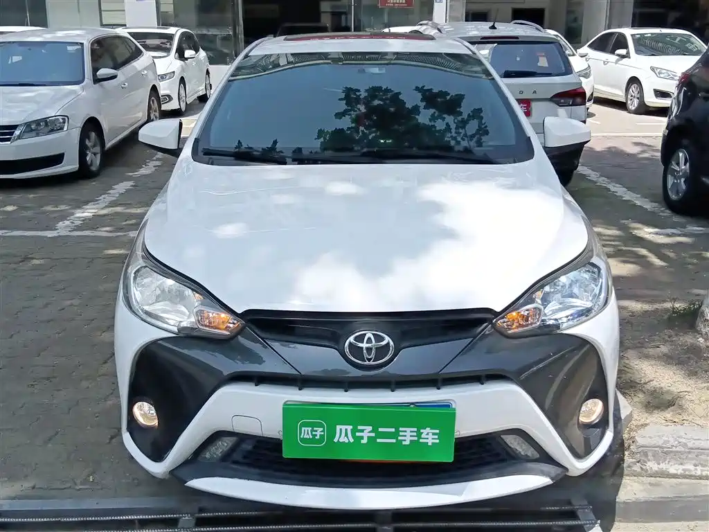 Toyota YARiS L Zhi Xuan 2016 Facelift 1.5G CVT Sunroof Edition фото 3