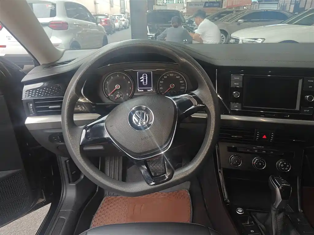 Volkswagen Passat 2019 Model 280TSI Business Edition China VI фото 11