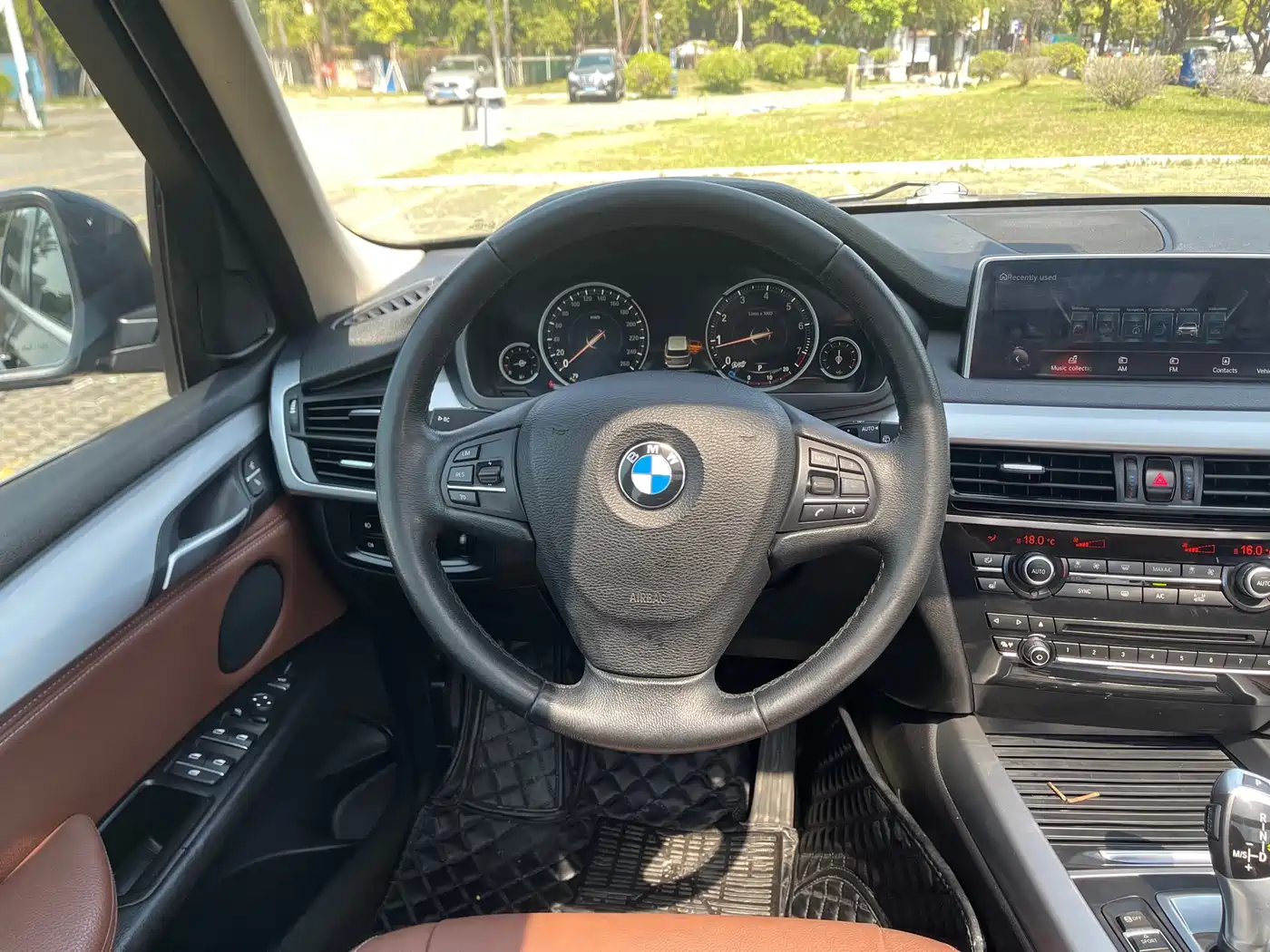 BMW X5 (Import) 2018 xDrive35i M Sport Model фото 13