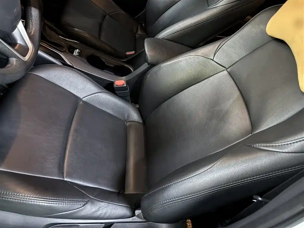 Toyota Levin 2021 185T CVT Luxury Edition фото 24