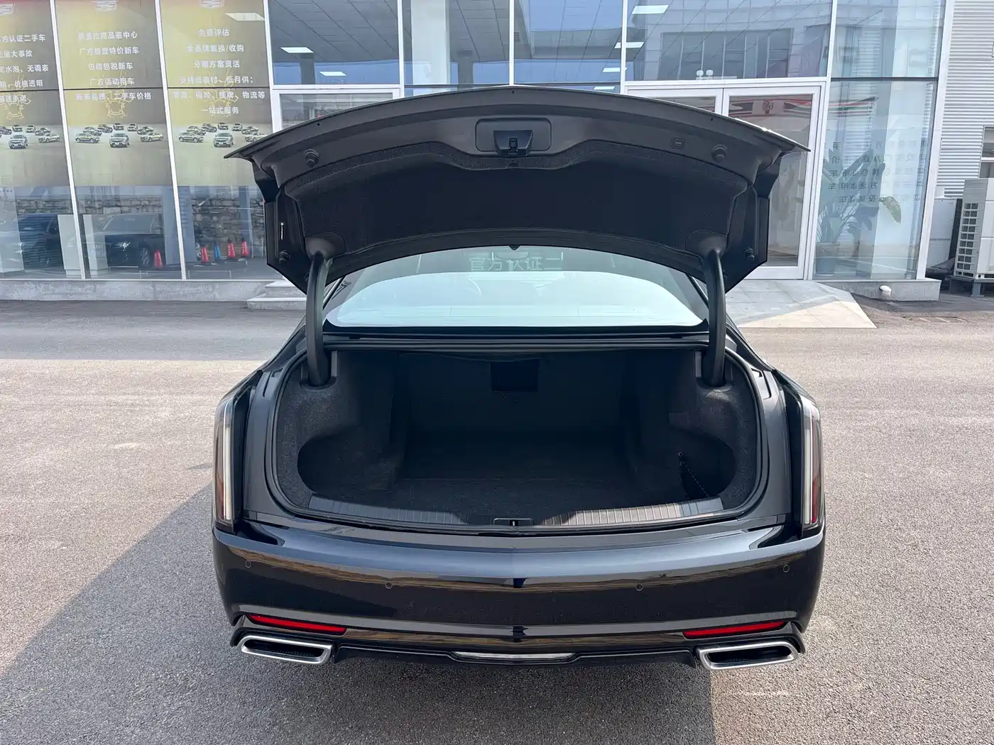 Cadillac CT6 2023 28T Platinum Model фото 17