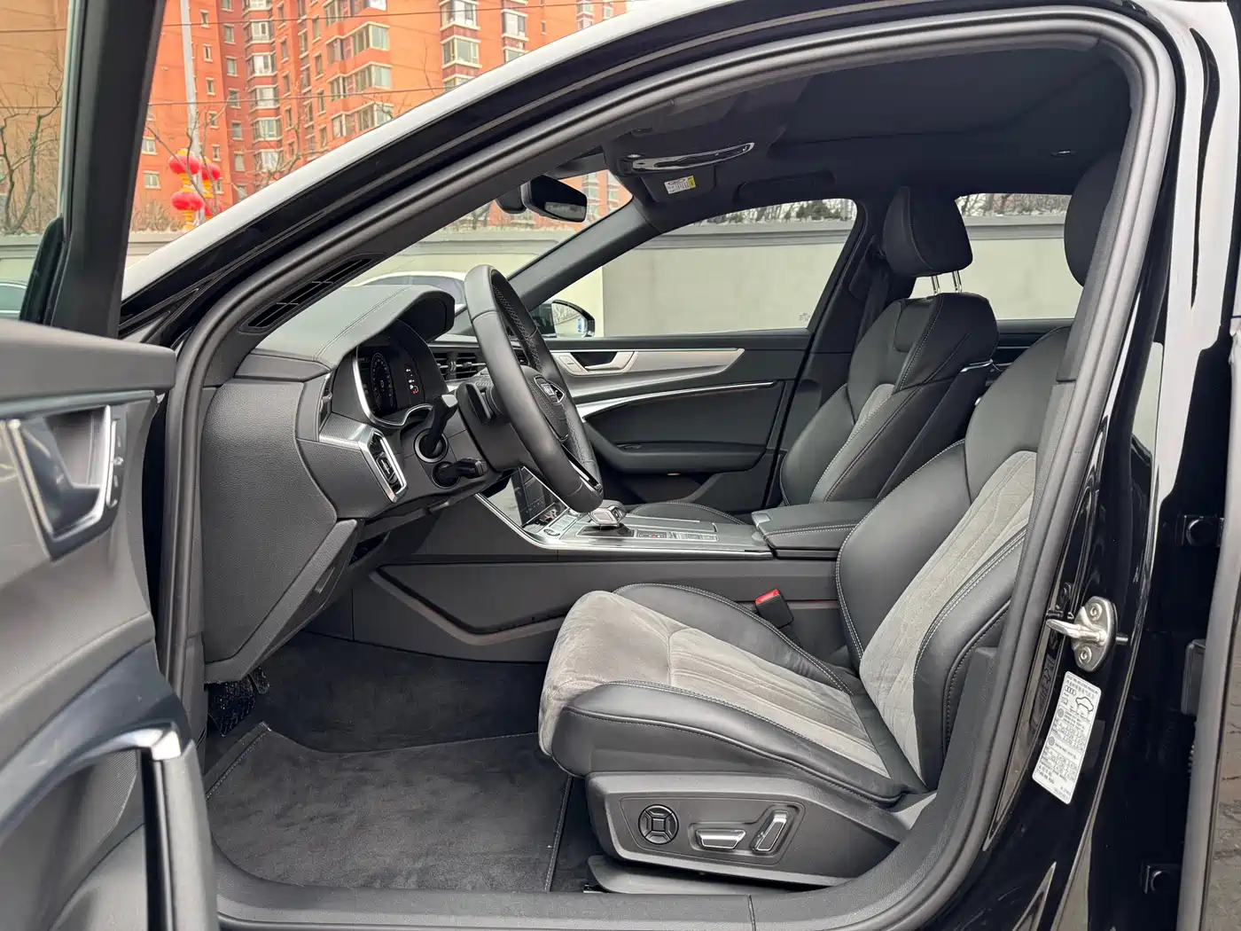 Audi A6L 2024 45 TFSI Premium Dynamic фото 12
