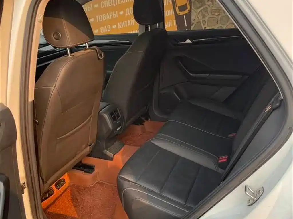 Volkswagen T-ROC 2022 280TSI DSG 2WD Comfort PLUS фото 13