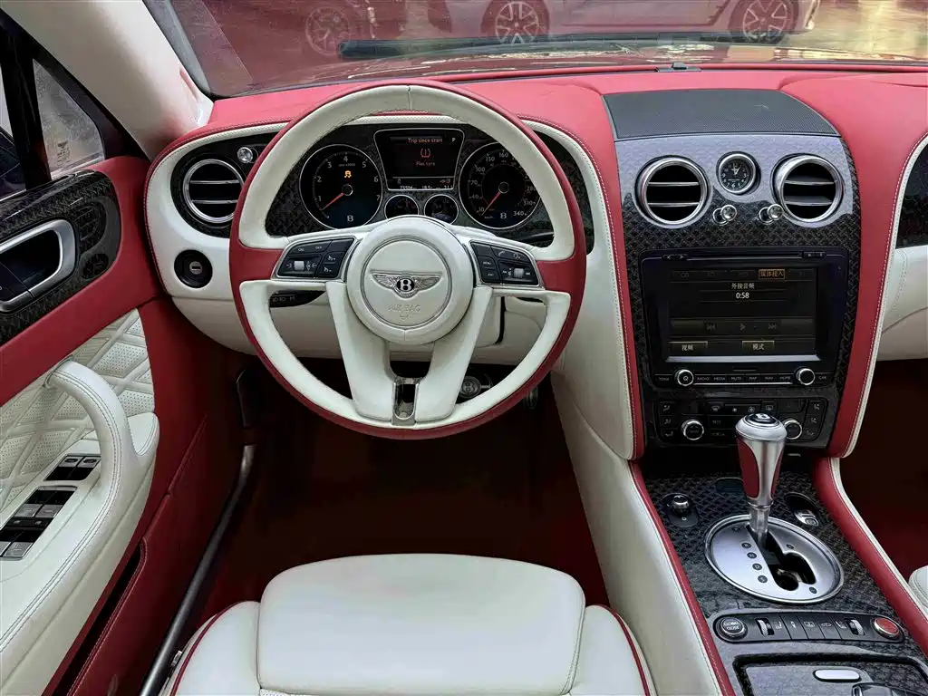 Bentley Flying Spur 2012 6.0T Limited Edition фото 14