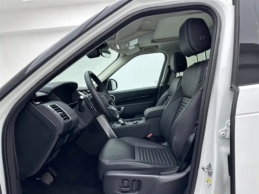 Land Rover Discovery 2023 360PS R-Dynamic S фото 18