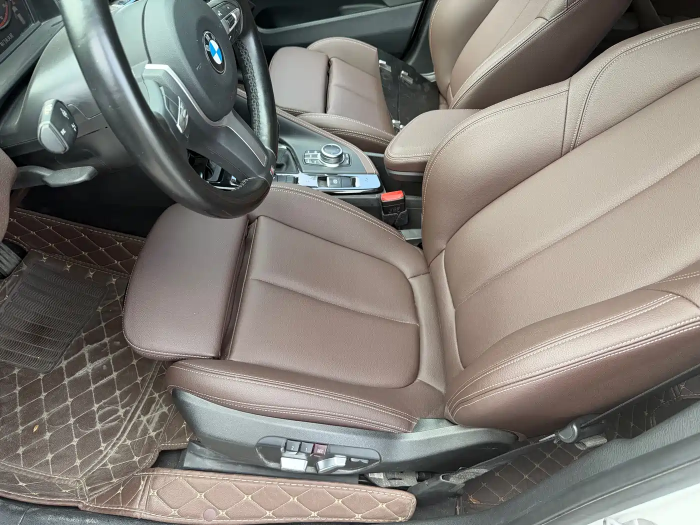 BMW X1 2022 sDrive20Li Fashion фото 7