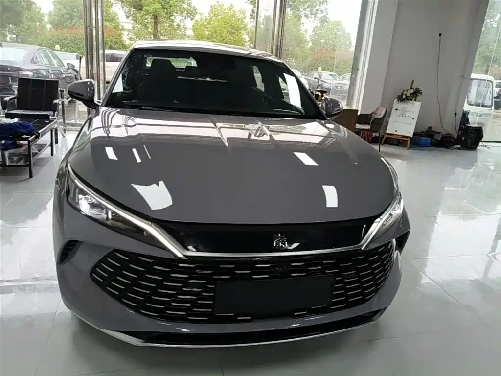 BYD Qin L 2026 Model DM-i Smart Drive Edition 128KM Pioneer фото 3