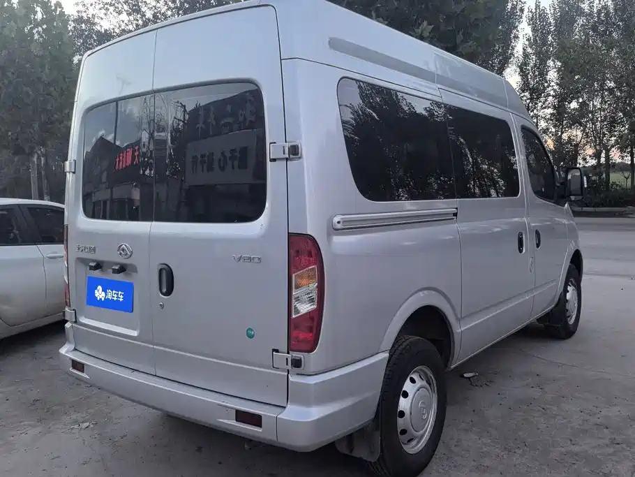 Maxus Xintu V80 2026 2025 Value Edition Aoyun 2.0T Manual Short Wheelbase Medium Roof 127Ps 5/6-seater