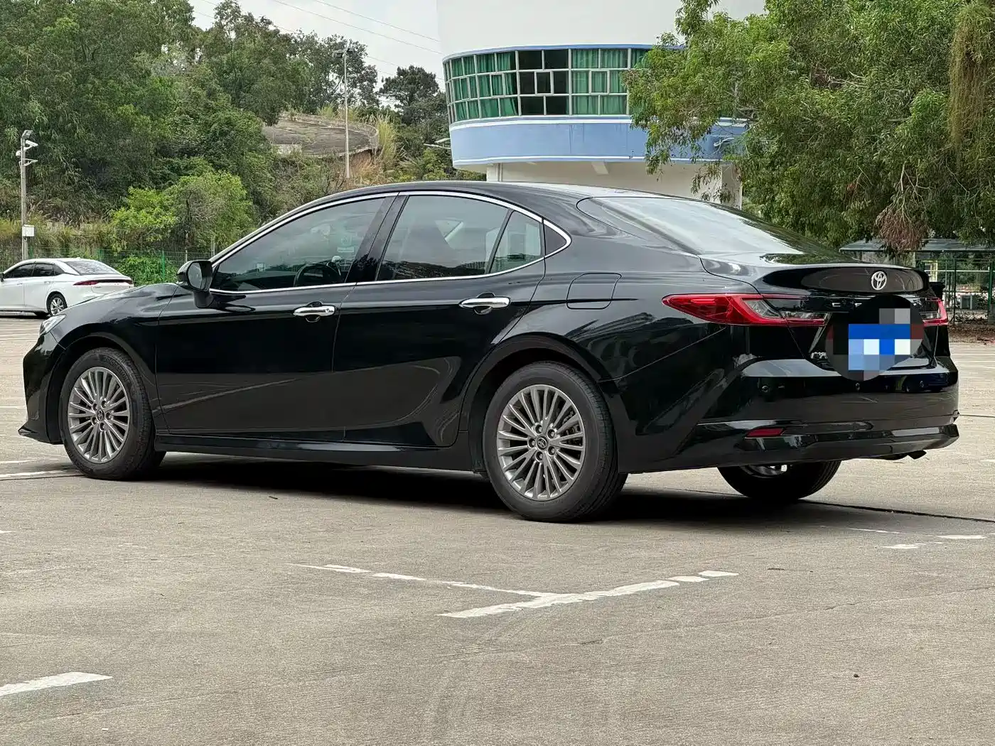 Toyota Camry 2024 2.0GVP Luxury Edition фото 7