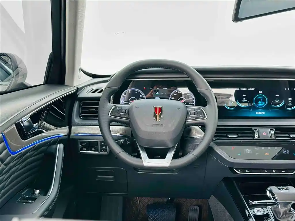 Hongqi HS5 2022 Facelift 2.0T Smart Flag Enjoyment Edition фото 17