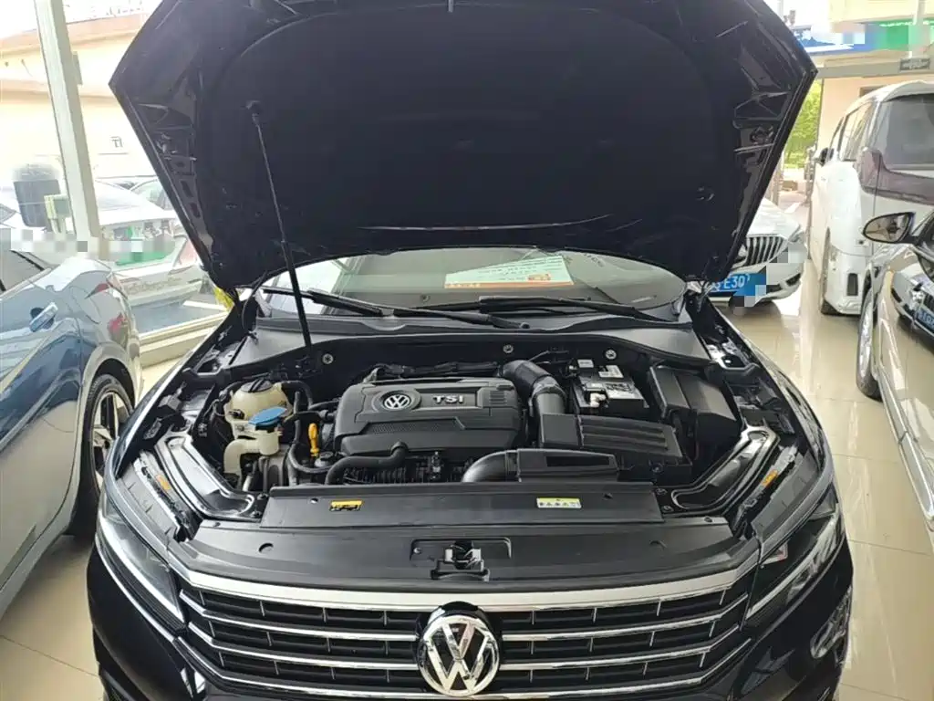 Volkswagen Passat 2017 330TSI DSG Prestige фото 20