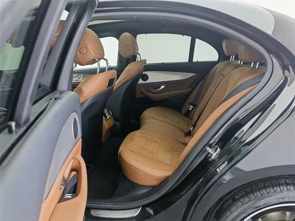 Mercedes-Benz E-Class 2017 E 300 Sport фото 15