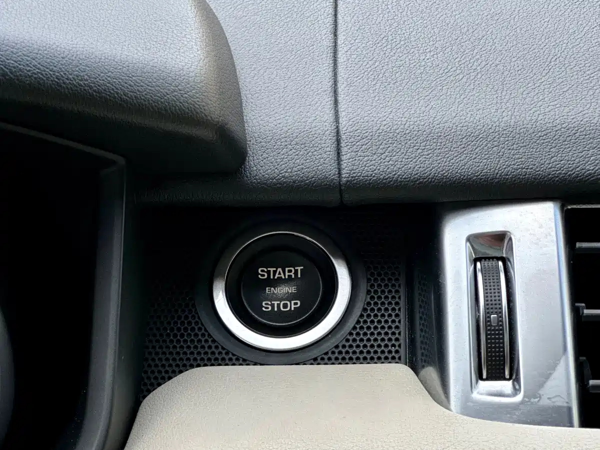 Land Rover Range Rover Sport фото 33