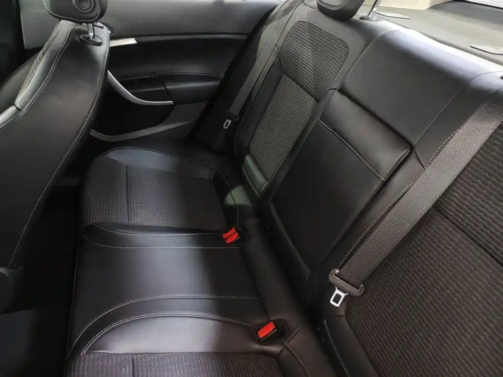 Buick Regal 2015 1.6T Leading Tech Edition фото 13