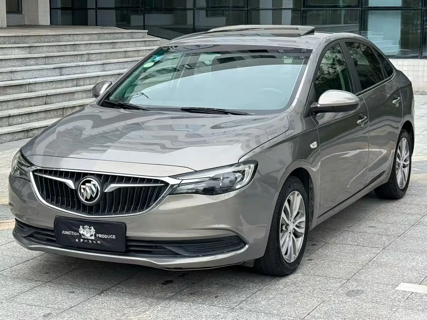 Buick Excelle 2018 18T Automatic Elite фото 3