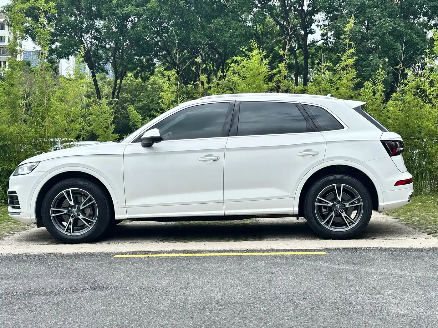 Audi Q5L 2020 40 TFSI Prestige Fashion фото 18