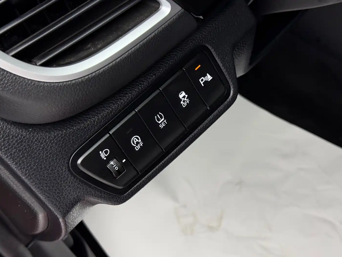 Kia Seltos 2023 1.5L CVT Luxury Edition фото 17