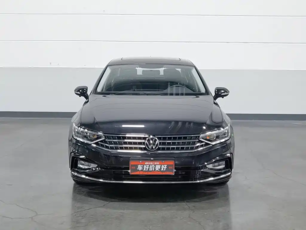 Фото 3 - Volkswagen Magotan