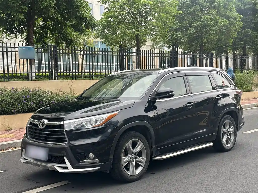 Toyota Highlander 2015 2.0T AWD Luxury Edition 7-seater фото 2