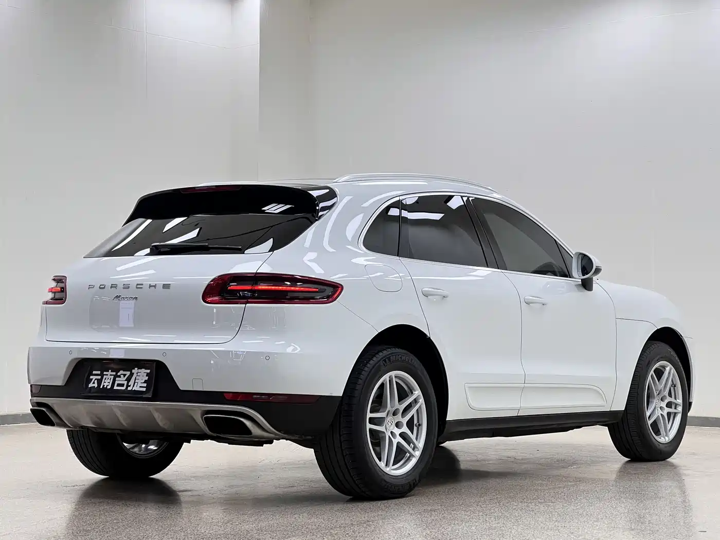 Porsche Macan 2017 Macan 2.0T фото 6