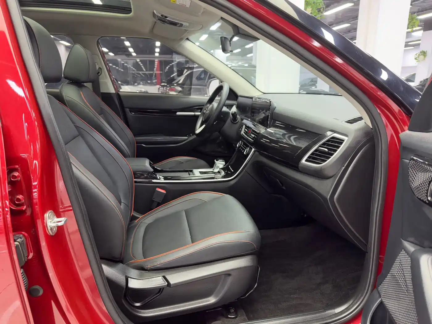 Kia Seltos 2023 1.5L CVT Luxury Edition фото 9