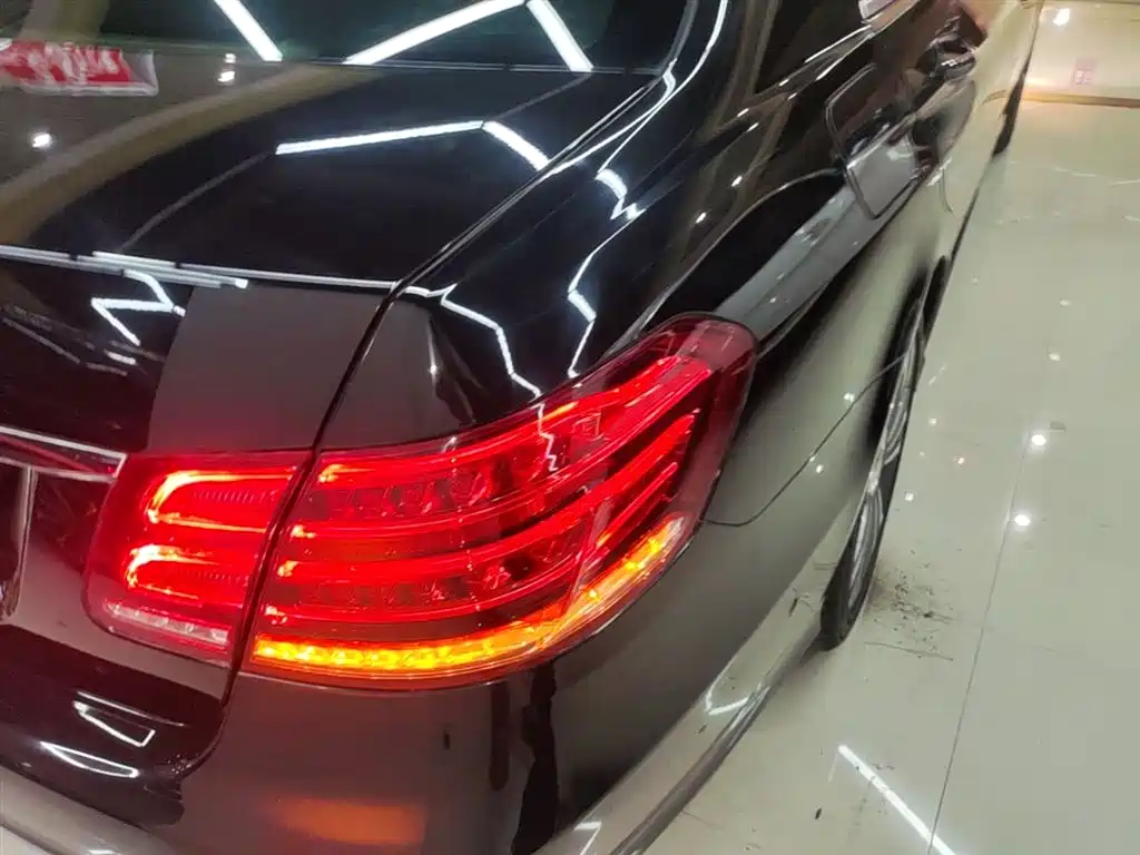 Mercedes-Benz E-Class 2015 Facelift E 260 L Sport фото 8