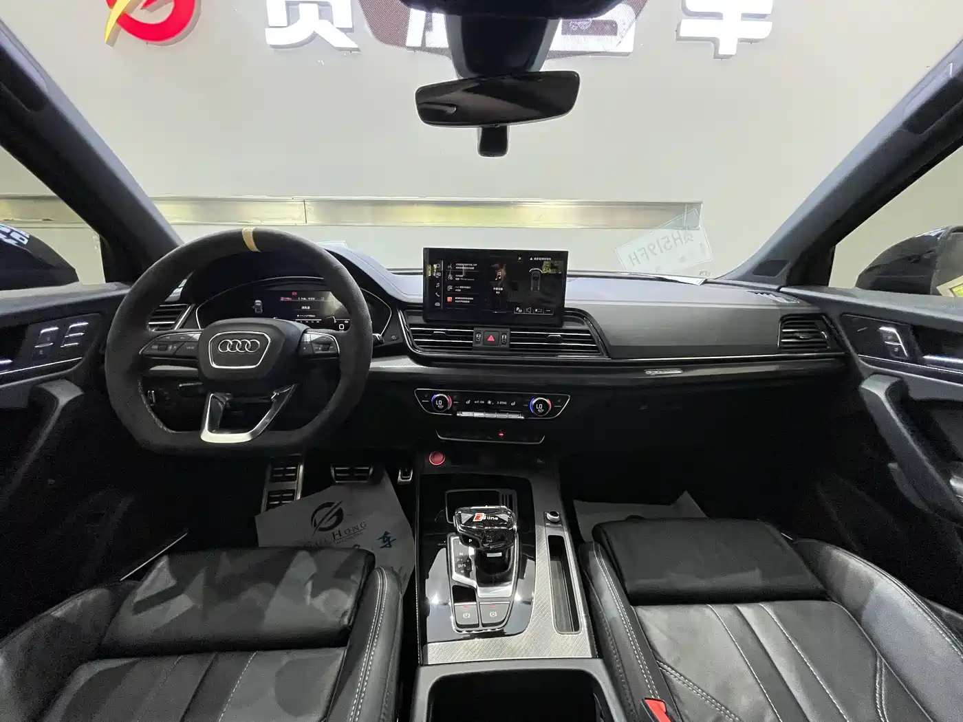 Audi Q5L 2024 Model 45 TFSI Luxury Dynamic фото 5