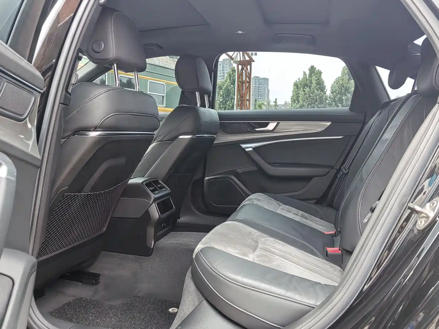 Audi A6L 2021 45 TFSI Exclusive Sport фото 8