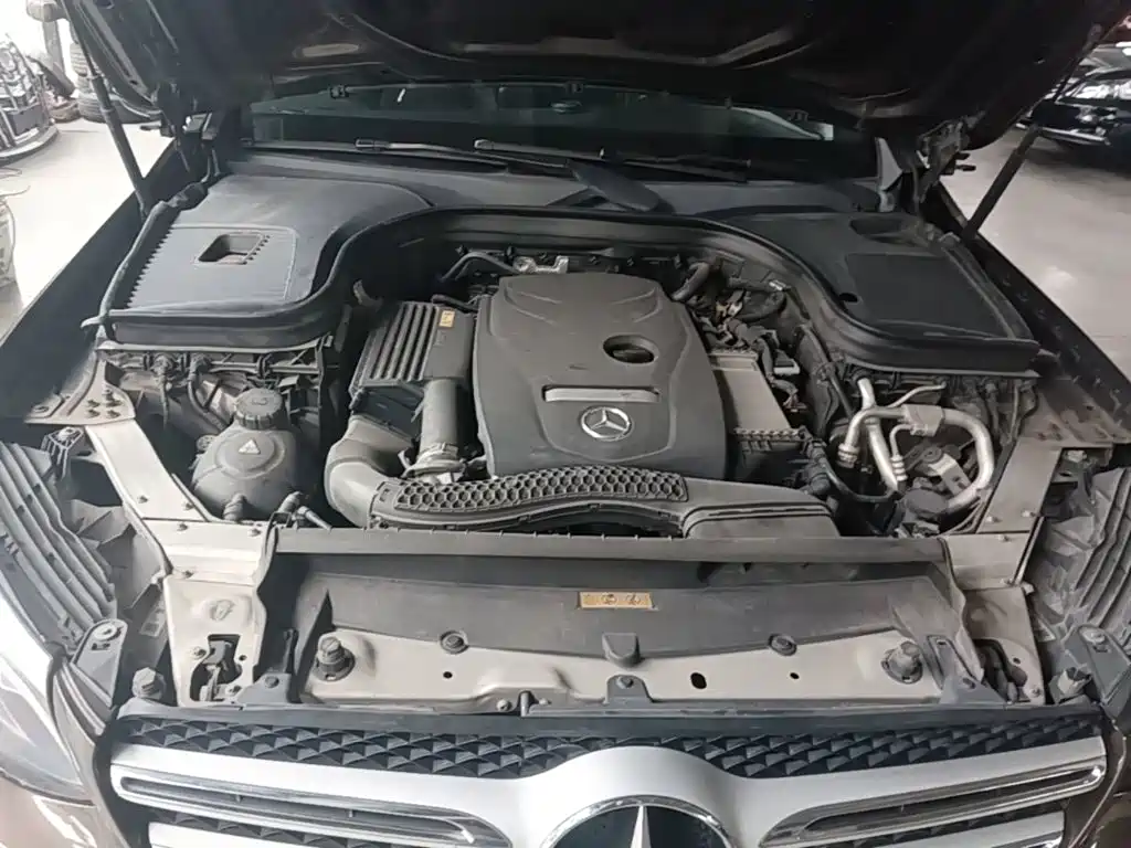Photo 20 - Mercedes-Benz GLC