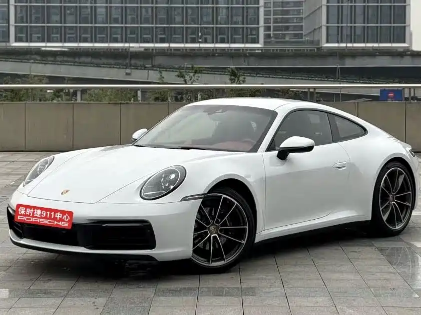 Porsche 911 2023 Carrera 3.0T