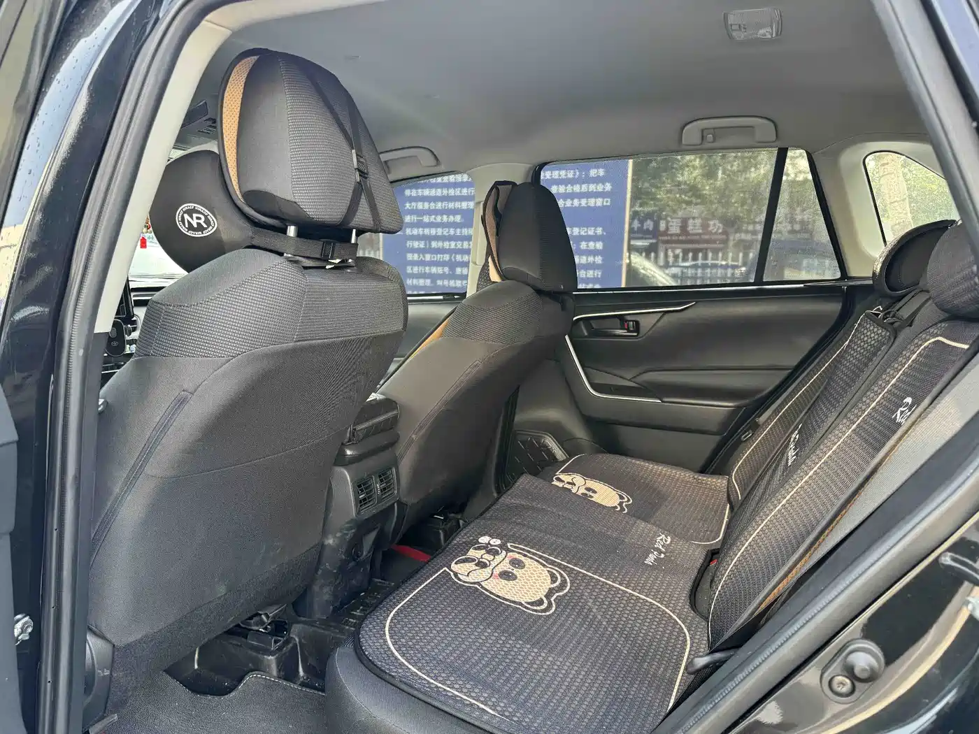 Toyota RAV4 Rongfang 2022 2.0L CVT 2WD Urban Edition фото 9