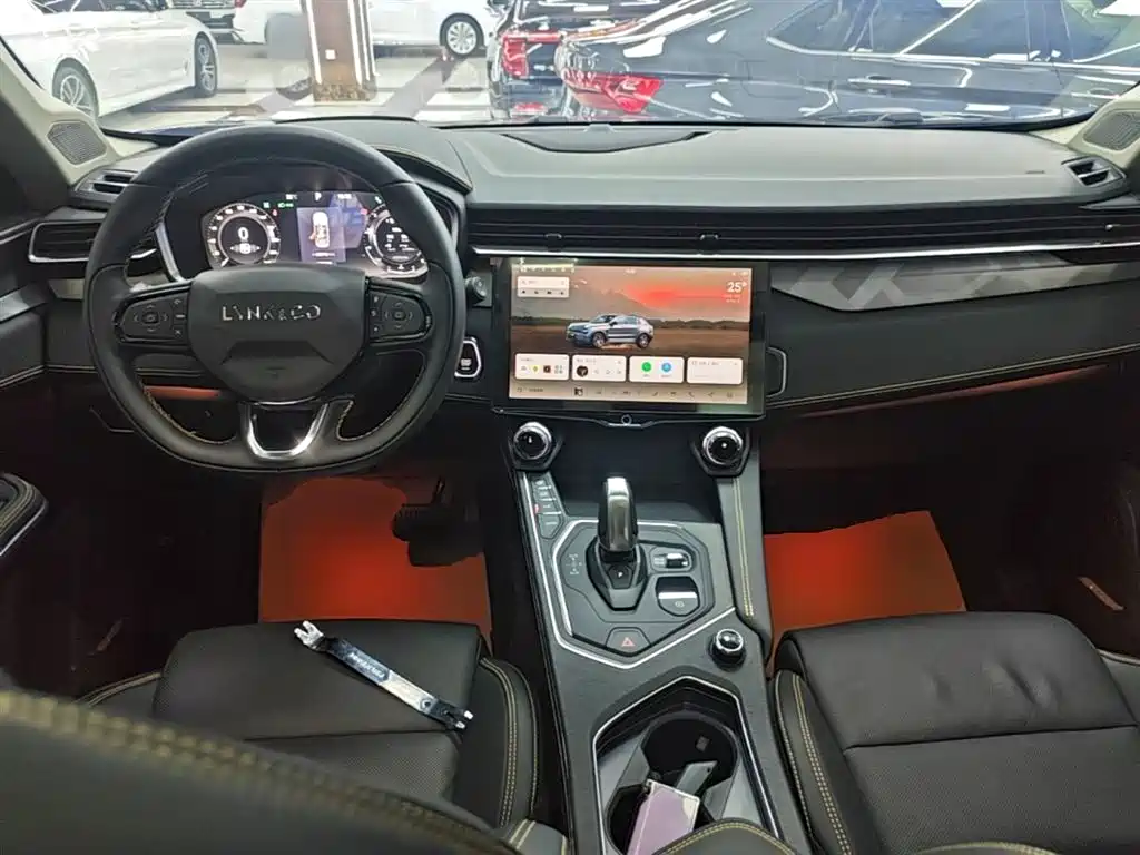Lynk & Co 01 2024 2.0TD 2WD Global Pro фото 6