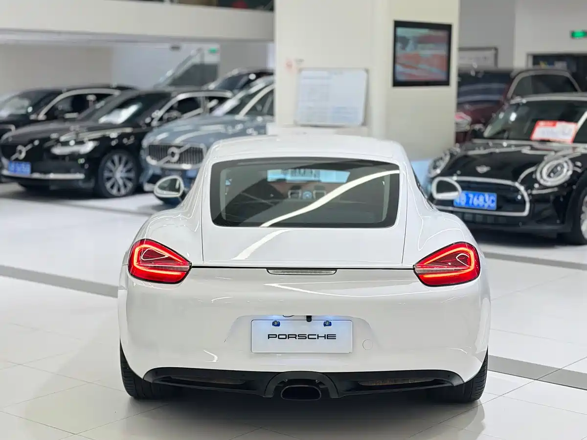 2015 Porsche Cayman