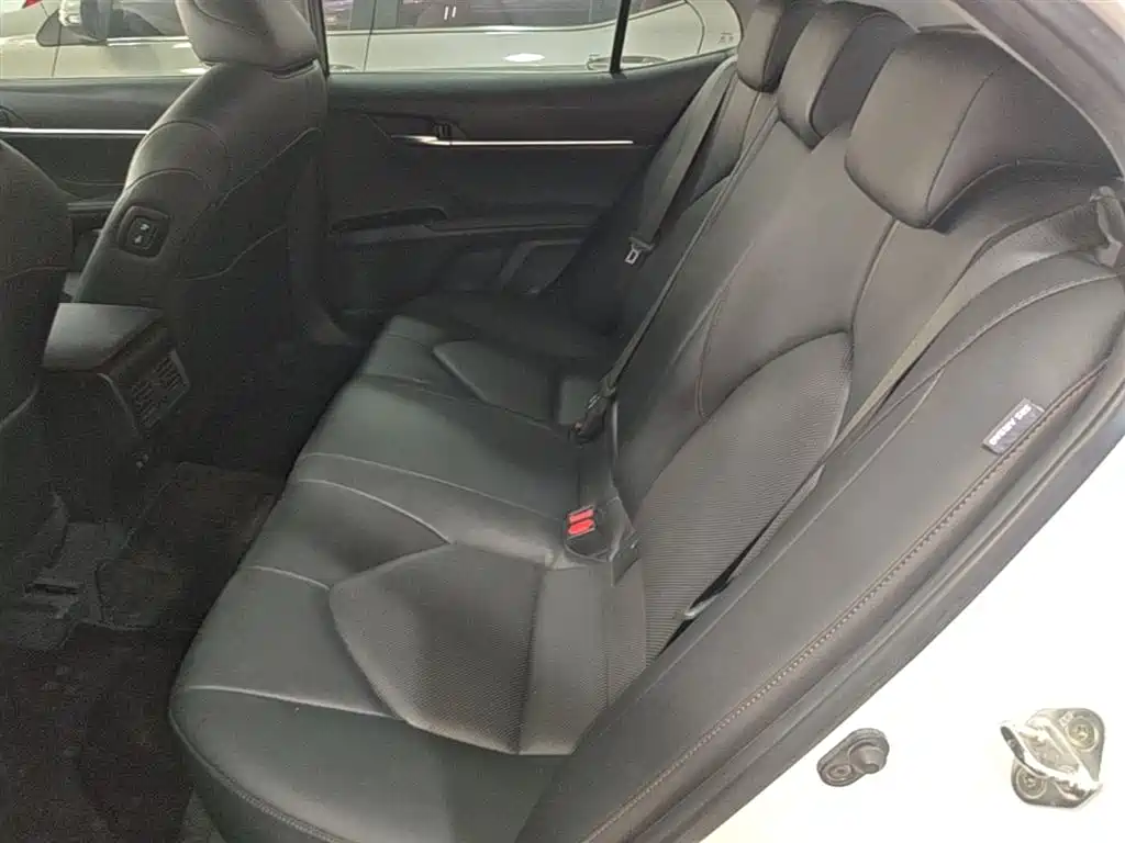 Toyota Camry 2019 2.0G Luxury Edition China VI фото 17