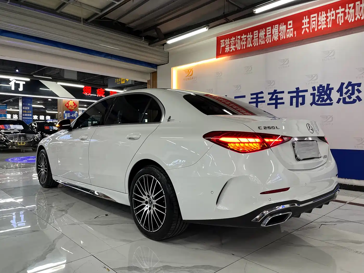 Mercedes-Benz C-Class 2023 Facelift C 260 L Sport Edition фото 3