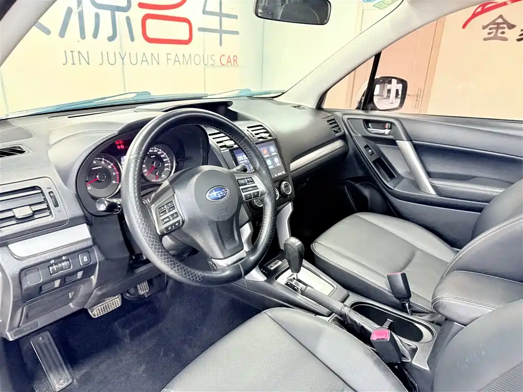 Subaru Forester 2014 2.5i Automatic Elite Edition фото 8