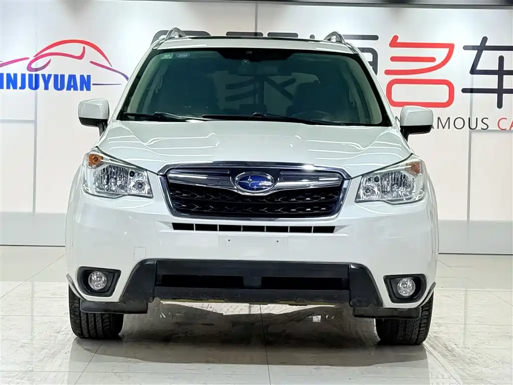 Subaru Forester 2014 2.5i Automatic Elite Edition фото 2