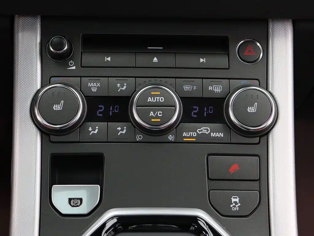 Land Rover Range Rover Evoque (Import) 2013 2.0T 5-door Dynamic Edition фото 19