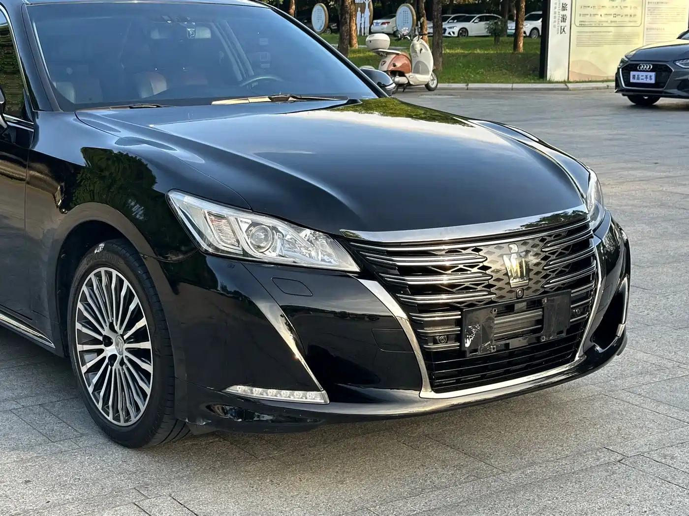Toyota Crown 2018 2.0T Sport Edition фото 13