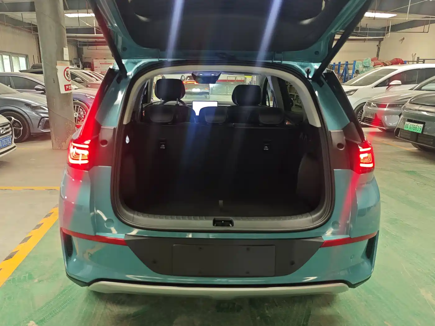 BYD Hai Shi 05 EV 2025 520KM Flagship Smart Navigation Edition фото 14