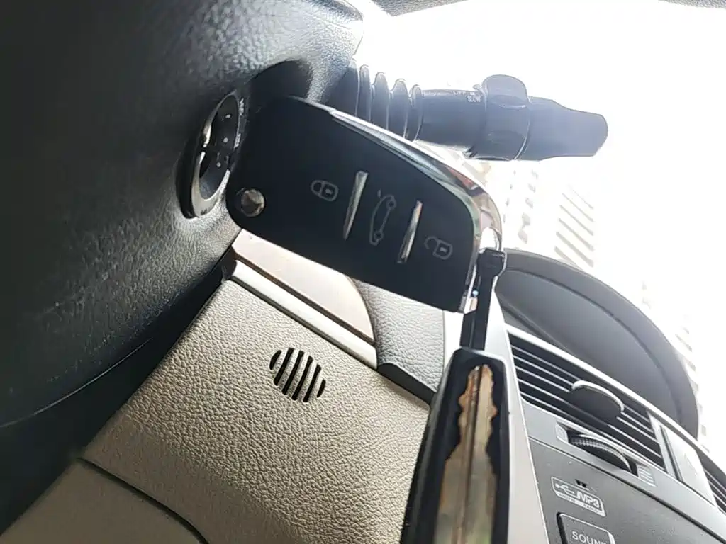 Buick Excelle 2015 1.5L Manual Classic фото 9