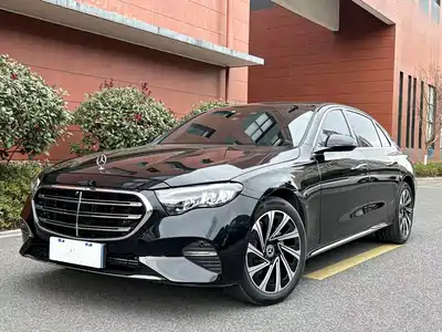 Mercedes-Benz E