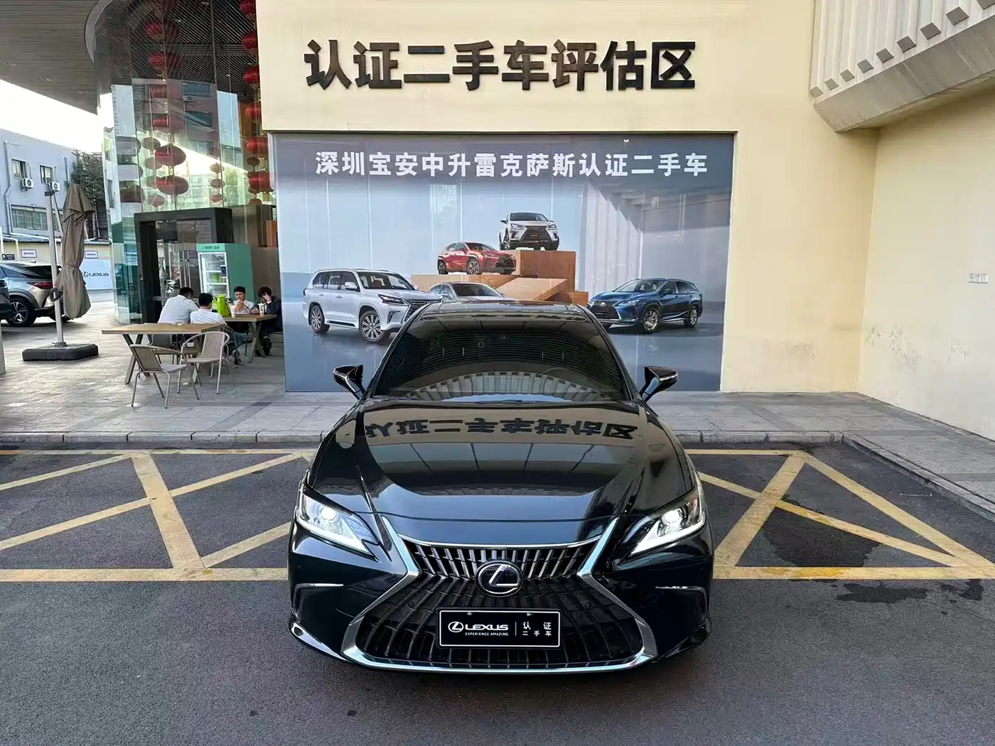 Lexus ES 2021 300h Excellence Edition фото 4