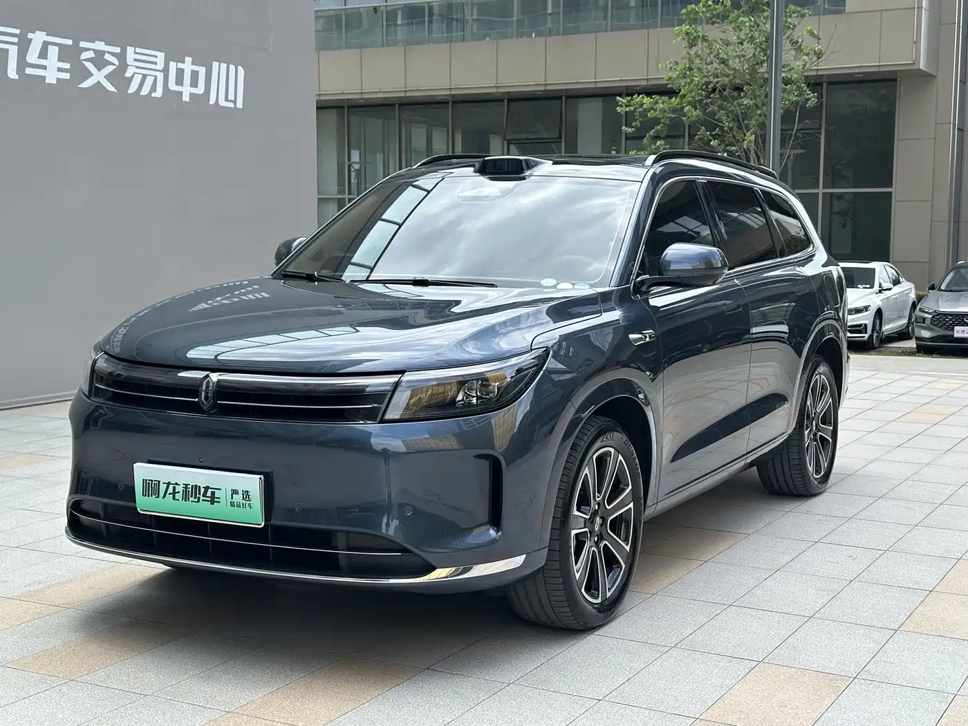 AITO Wenjie AITO M7 2024 1.5T Smart Drive RWD Ultra 5-seater фото 2