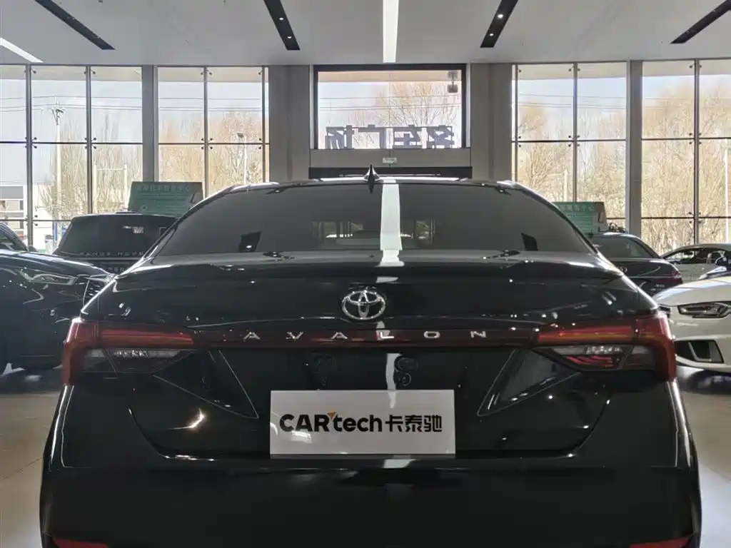 TOYOTA ASIAN DRAGON