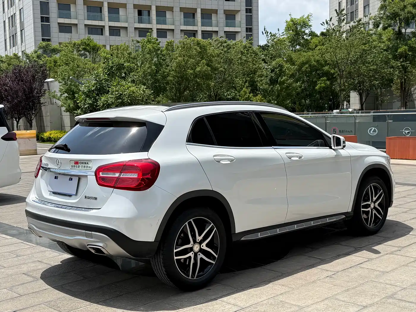 Mercedes-Benz GLA 2016 GLA 200 Fashion фото 6
